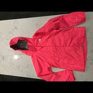 Girls NorthFace rain jacket with packable good